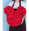Композиция с розами из мыла &laquo;Микки Red&raquo;